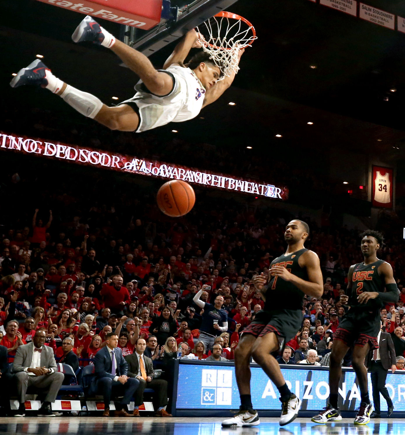 University of Arizona vs USC